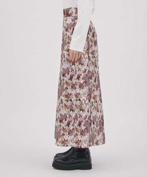 CITY TOKYO（シティトウキョウ）の「【手洗い可能】カモフラセミフレアスカート【A＋TOKYO / エープラストウキョウ】（スカート・レディース・グリーン/ピンク・2/1）」の17枚目の写真