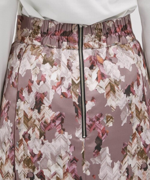CITY TOKYO（シティトウキョウ）の「【手洗い可能】カモフラセミフレアスカート【A＋TOKYO / エープラストウキョウ】（スカート・レディース・グリーン/ピンク・2/1）」の21枚目の写真