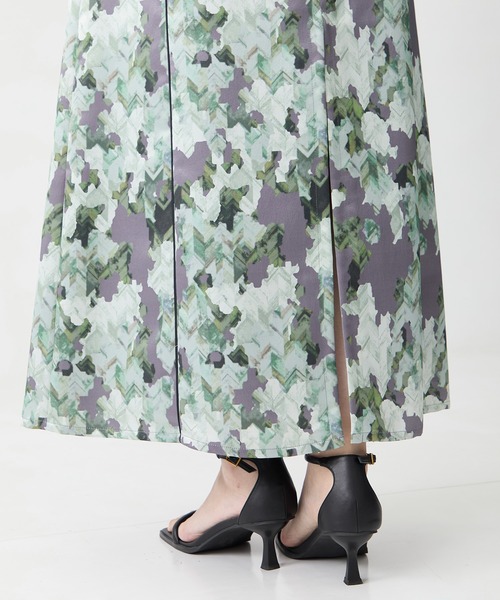 CITY TOKYO（シティトウキョウ）の「【手洗い可能】カモフラセミフレアスカート【A＋TOKYO / エープラストウキョウ】（スカート・レディース・グリーン/ピンク・2/1）」の10枚目の写真