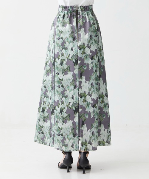 CITY TOKYO（シティトウキョウ）の「【手洗い可能】カモフラセミフレアスカート【A＋TOKYO / エープラストウキョウ】（スカート・レディース・グリーン/ピンク・2/1）」の6枚目の写真