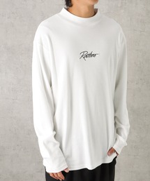 Mac-House（マックハウス）の「スムスワンポイント刺繍モックネックロングスリーブTシャツ（Tシャツ/カットソー）」