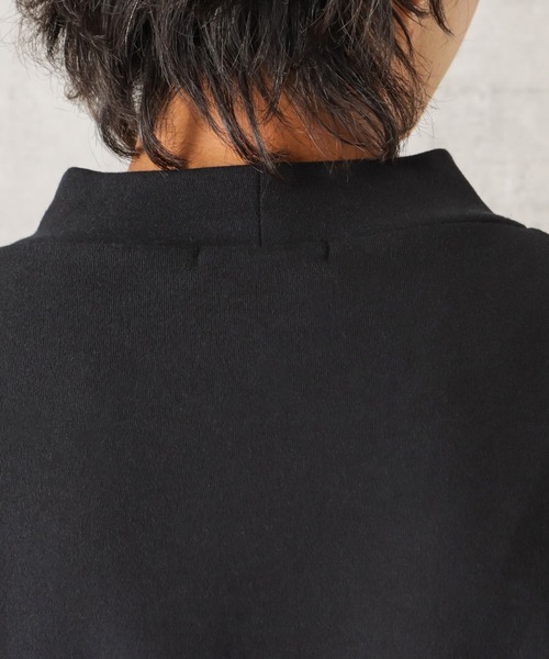 URBAN COLLECTION（アーバンコレクション）の「スムスワンポイント刺繍モックネックロングスリーブTシャツ（Tシャツ/カットソー・メンズ・ホワイト/ブラック/グレイッシュベージュ・M/L/XL）」の14枚目の写真