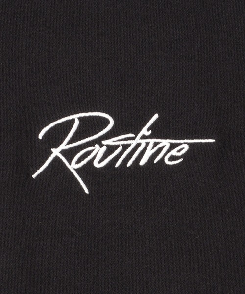 URBAN COLLECTION（アーバンコレクション）の「スムスワンポイント刺繍モックネックロングスリーブTシャツ（Tシャツ/カットソー・メンズ・ホワイト/ブラック/グレイッシュベージュ・M/L/XL）」の15枚目の写真