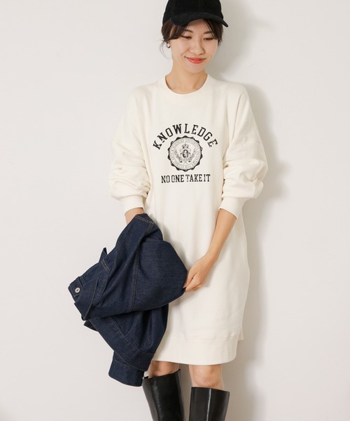 URBAN RESEARCH Sonny Label（アーバンリサーチサニーレーベル）の「『WEB/一部店舗限定』カレッジロゴスウェットBIGワンピース（ワンピース・レディース・ブラック/オフホワイト/グレー系その他・FREE）」の2枚目の写真