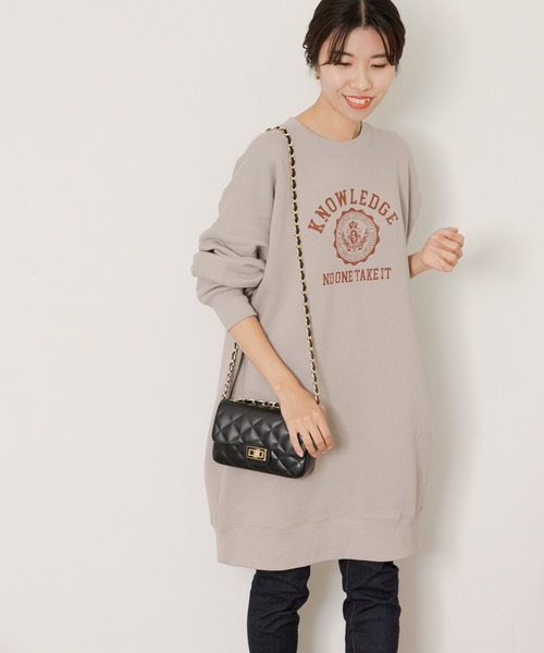 URBAN RESEARCH Sonny Label（アーバンリサーチサニーレーベル）の「『WEB/一部店舗限定』カレッジロゴスウェットBIGワンピース（ワンピース・レディース・ブラック/オフホワイト/グレー系その他・FREE）」の12枚目の写真