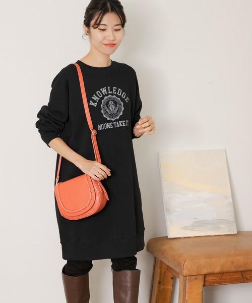 URBAN RESEARCH Sonny Label（アーバンリサーチサニーレーベル）の「『WEB/一部店舗限定』カレッジロゴスウェットBIGワンピース（ワンピース・レディース・ブラック/オフホワイト/グレー系その他・FREE）」の18枚目の写真