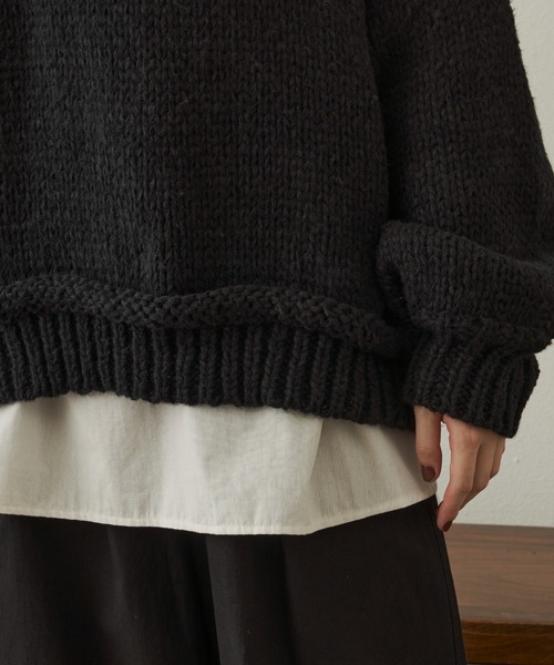 Libra Cue（リブラ キュー）の「【着用動画あり】ボリュームスリーブオーバールーズニット（ニット/セーター・レディース・ブラック/イエロー/アイボリー・FREE）」の5枚目の写真