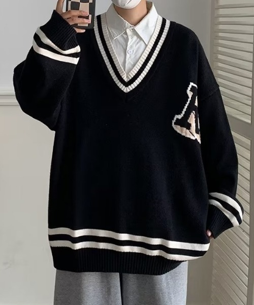 MGV(エムジーヴィー)の「Vネックチルデンプルオーバーニット(ニット/セーター・メンズ・ベージュ/ブラック/グリーン・MEDIUM/LARGE/X-LARGE)」の2枚目の写真