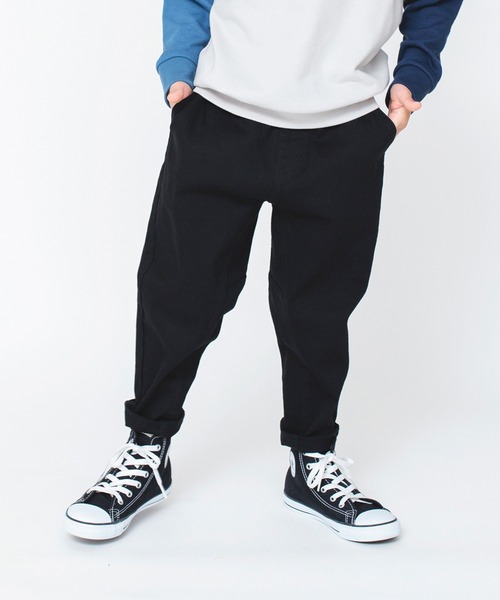 BRANSHES(ブランシェス)の「ガーデナーテーパードパンツ(チノパンツ・キッズ・グリーン/ベージュ/ピンク/ブラック/ブルーグレー/アイボリー/ネイビー/その他・160cm/140cm/150cm/90cm/130cm/110cm/100cm/120cm)」の1枚目の写真