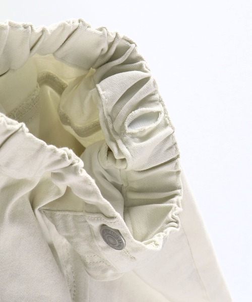 BRANSHES(ブランシェス)の「ガーデナーテーパードパンツ(チノパンツ・キッズ・グリーン/ベージュ/ピンク/ブラック/ブルーグレー/アイボリー/ネイビー/その他・160cm/140cm/150cm/90cm/130cm/110cm/100cm/120cm)」の9枚目の写真