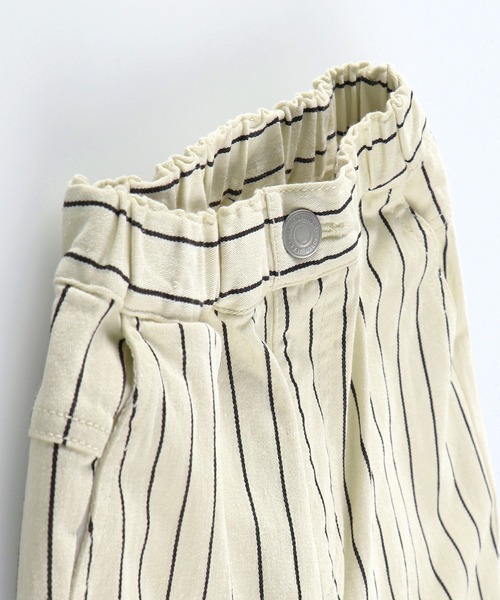 BRANSHES(ブランシェス)の「ガーデナーテーパードパンツ(チノパンツ・キッズ・グリーン/ベージュ/ピンク/ブラック/ブルーグレー/アイボリー/ネイビー/その他・160cm/140cm/150cm/90cm/130cm/110cm/100cm/120cm)」の12枚目の写真