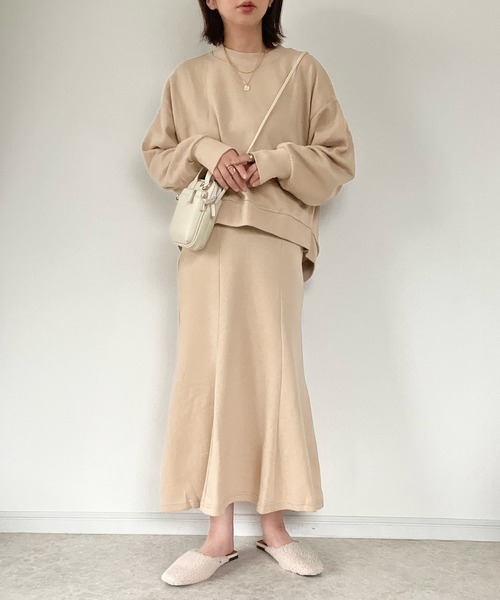 Fizz(フィズ)の「【maiko_wear × Fizz コラボ】 前後差裏毛スウェット(スウェット・レディース・ブラック/ベージュ/チャコール・M)」の7枚目の写真