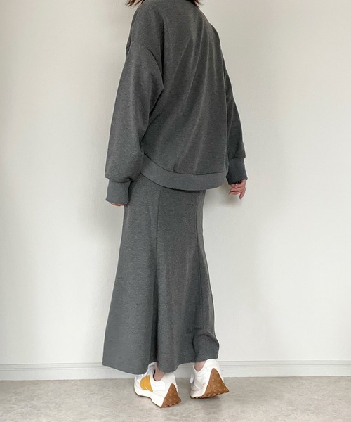 Fizz(フィズ)の「【maiko_wear × Fizz コラボ】 前後差裏毛スウェット(スウェット・レディース・ブラック/ベージュ/チャコール・M)」の17枚目の写真