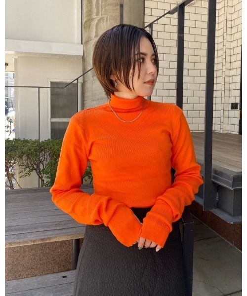 LiSeek（リシーク）の「【LiSeeK】アームウォーマー風ハイネックニットTOP（ニット/セーター・レディース・グリーン/ブルー/オレンジ/ピンク・FREE）」の21枚目の写真
