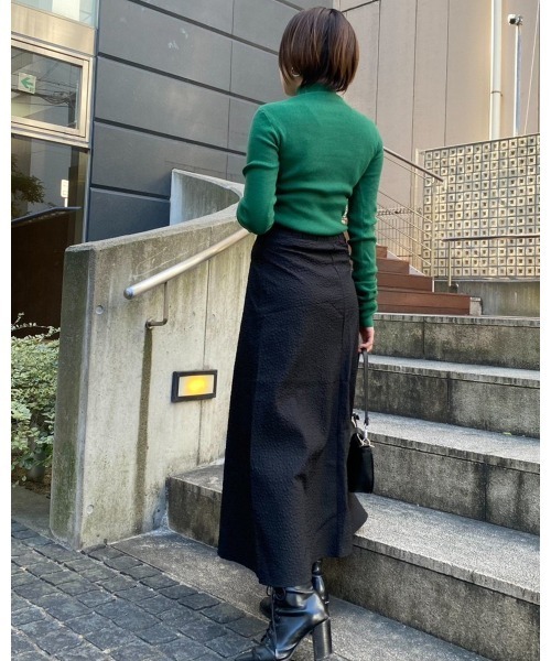 LiSeek（リシーク）の「【LiSeeK】アームウォーマー風ハイネックニットTOP（ニット/セーター・レディース・グリーン/ブルー/オレンジ/ピンク・FREE）」の11枚目の写真