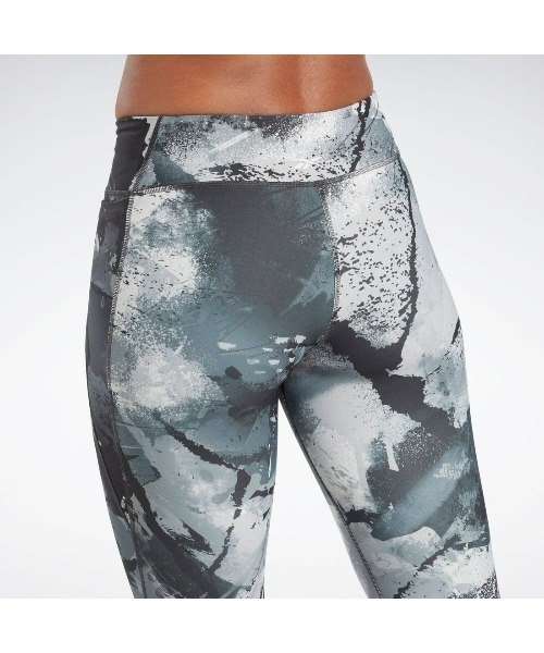 Reebok（リーボック）の「ラックス ボールド タイツ / Lux Bold Tight - AOP（レギンス/スパッツ・レディース・グレー/ブラック・LARGE/MEDIUM/SMALL/X-LARGE/X-SMALL）」の5枚目の写真