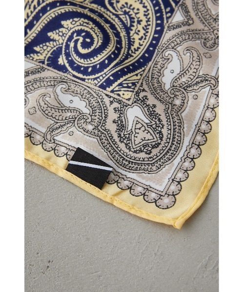 AZUL by moussy(アズールバイマウジー)の「NEO PREPPY HANDKERCHIEF/ネオプレッピーハンカチーフ(バンダナ/スカーフ・メンズ・ブルー系その他3/レッド系その他/ブラック系その他・FREE)」の16枚目の写真