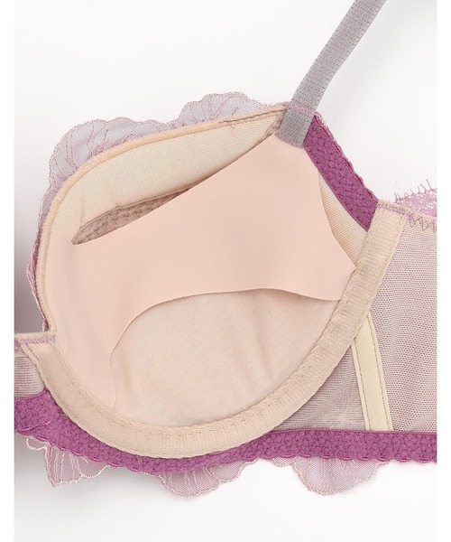 AMPHI（アンフィ）の「｢デイアップブラ-重力からバストを守る-｣花柄エンブロイダリーレース　ブラジャー　D-Ecup（ブラジャー・レディース・ミント/チャコールグレー/ブラック/ベージュ/ピンク/アイボリー/クリアグリーン/サックスブルー・D70/E70/D65/E65/E75/D75）」の19枚目の写真