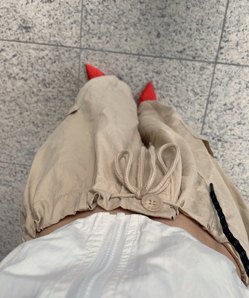 PIN(ピン)の「ワイドカーゴパンツ(カーゴパンツ・レディース・アイボリー/ブラック/ライトピンク・S/L/M)」の8枚目の写真