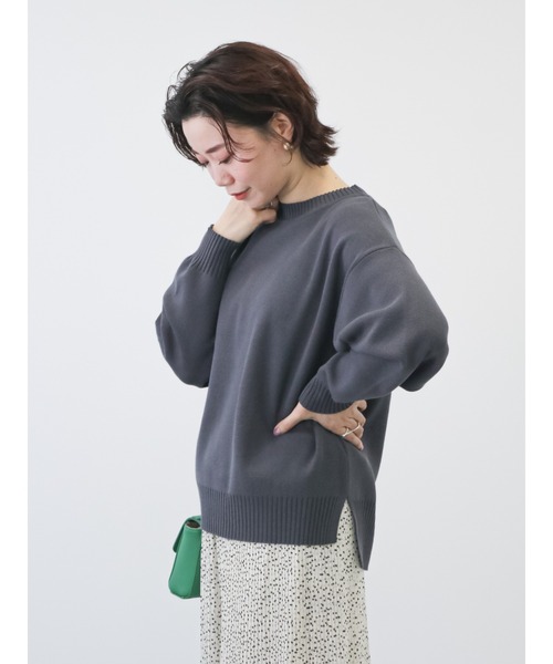 Lugnoncure（ルノンキュール）の「クルーネックニットトップス（ニット/セーター・レディース・オフホワイト/サックスブルー/チャコール/グリーン・ﾌﾘ-）」の2枚目の写真