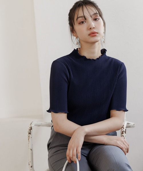 Andemiu(アンデミュウ)の「プリーツカットソー半袖192268(Tシャツ/カットソー・レディース・ベージュ/ブラック/ホワイト/グレー/グリーン/ホワイト系その他/ネイビー・FREE)」の7枚目の写真