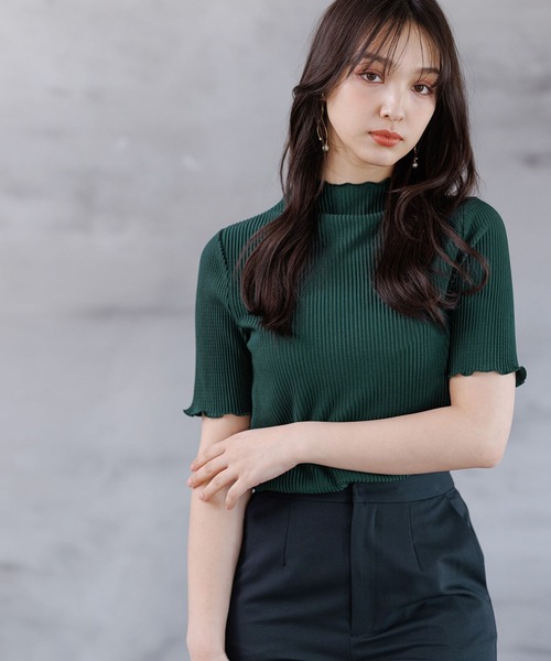 Andemiu(アンデミュウ)の「プリーツカットソー半袖192268(Tシャツ/カットソー・レディース・ベージュ/ブラック/ホワイト/グレー/グリーン/ホワイト系その他/ネイビー・FREE)」の6枚目の写真