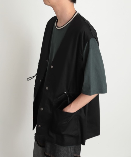 SENSE OF PLACE by URBAN RESEARCH（センスオブプレイスバイアーバンリサーチ）の「『ユニセックス』ハンティングベスト（ベスト・メンズ・ブラック/カーキ/ライトベージュ・MEDIUM/LARGE）」の19枚目の写真