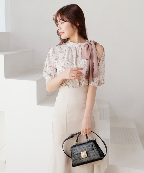 LIPSERVICE（リップサービス）の「サイドリボンハーフブラウス（シャツ/ブラウス・レディース・その他2/モカ/その他1/アイボリー・FREE）」の5枚目の写真