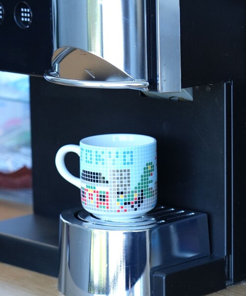 TOKYO CULTUART by BEAMS(トウキョウカルチャートバイビームス)の「The Porcelains / 東京・京都タイルマグ(グラス/マグカップ/タンブラー・メンズ・その他/その他1・ONE SIZE)」の1枚目の写真
