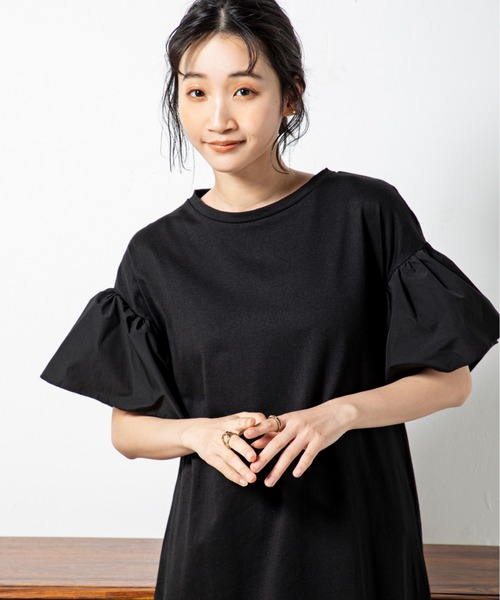 MILLION CARATS（ミリオンカラッツ）の「袖と裾を異素材で切り替え華やかなシルエットをつくる伸縮性のある綿混のカットソーワンピース（ワンピース・レディース・グレー/オフホワイト/ブラック・FREE）」の12枚目の写真