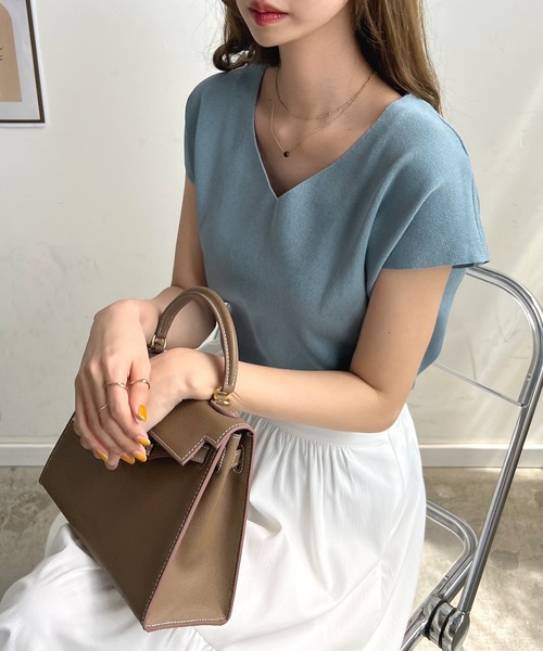 Futier land（フューティアランド）の「Vネックフレンチスリーブトップス（ニット/セーター・レディース・ホワイト/ライトパープル/ライトベージュ/ブラック/ブルー/ライトイエロー/グレイッシュベージュ/ライトピンク・MEDIUM/LARGE）」の16枚目の写真