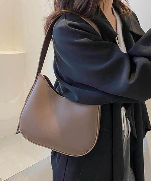 Amulet（アミュレット）の「コンパクトショルダーバッグ（ショルダーバッグ・レディース・ブラック/ブラウン/ベージュ/ホワイト・F）」の4枚目の写真