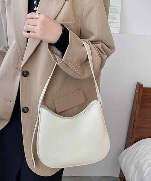 Amulet（アミュレット）の「コンパクトショルダーバッグ（ショルダーバッグ・レディース・ブラック/ブラウン/ベージュ/ホワイト・F）」の9枚目の写真