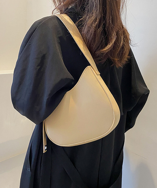 Amulet（アミュレット）の「コンパクトショルダーバッグ（ショルダーバッグ・レディース・ブラック/ブラウン/ベージュ/ホワイト・F）」の15枚目の写真