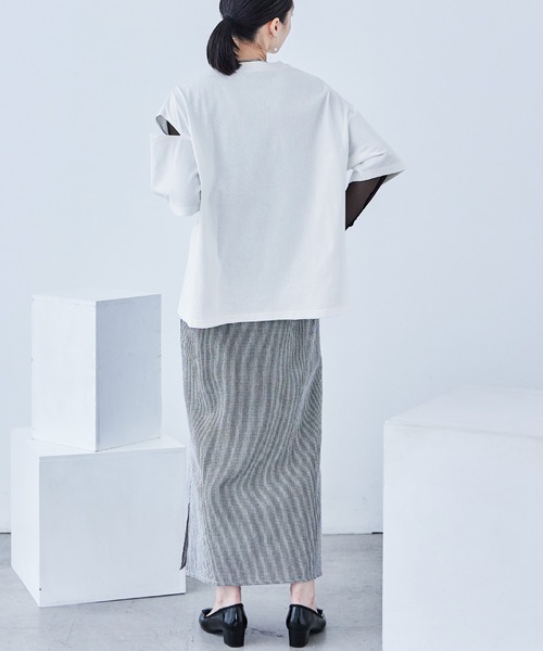 Fashion Letter(ファッションレター)の「カットアウト ビッグ5分袖Tシャツ(Tシャツ/カットソー・レディース・ブラック/アイボリー/グレイッシュベージュ・M)」の21枚目の写真