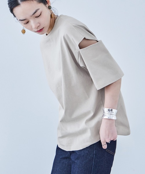 Fashion Letter(ファッションレター)の「カットアウト ビッグ5分袖Tシャツ(Tシャツ/カットソー・レディース・ブラック/アイボリー/グレイッシュベージュ・M)」の13枚目の写真