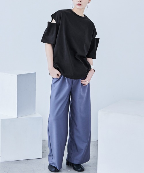 Fashion Letter(ファッションレター)の「カットアウト ビッグ5分袖Tシャツ(Tシャツ/カットソー・レディース・ブラック/アイボリー/グレイッシュベージュ・M)」の18枚目の写真