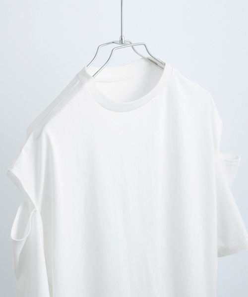 Fashion Letter(ファッションレター)の「カットアウト ビッグ5分袖Tシャツ(Tシャツ/カットソー・レディース・ブラック/アイボリー/グレイッシュベージュ・M)」の15枚目の写真