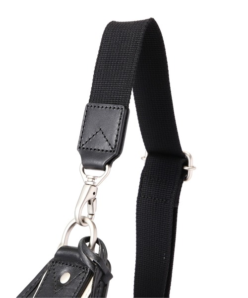 AVIREX（アヴィレックス）の「VARSITY LEATHER ONE SHOULDER BAG/ バーシティーレザーワンショルダーバッグＡＶＸ５６２９（ショルダーバッグ・レディース・ブラック/ホワイト系2/ダークブラウン・F）」の9枚目の写真