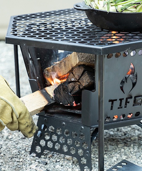 CAMP TOOLS × THE IRON FIELD GEAR］ハニカムファイヤーテーブル THE