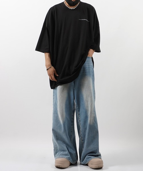 GLARE（グレア）の「【GLARE】 月モチーフ バックプリント オーバーTシャツ /  Moon Motif Back Print Over T-shirt（Tシャツ/カットソー・メンズ・ブルー/ブラック/チャコール/ホワイト・FREE）」の9枚目の写真