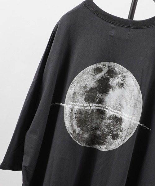GLARE】 月モチーフ バックプリント オーバーTシャツ / Moon Motif