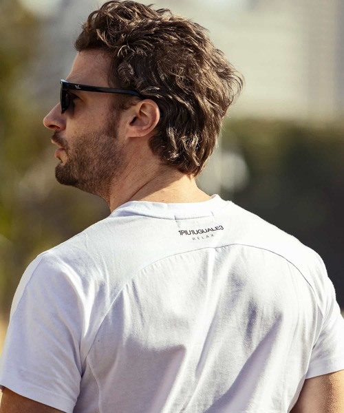 1PIU1UGUALE3  RELAX （ウノピゥウノウグァーレトレ リラックス）の「1PIU1UGUALE3 RELAX(ウノピゥウノウグァーレトレ リラックス)ワンポイントロゴ ロゴ刺繍 ベーシック半袖Tシャツ（Tシャツ/カットソー・メンズ・ネイビー/ホワイト/レッド/ブラック/トップグレー・S/M/XL/L/XXL）」の10枚目の写真