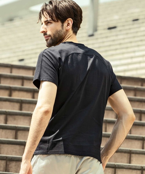 1PIU1UGUALE3  RELAX （ウノピゥウノウグァーレトレ リラックス）の「1PIU1UGUALE3 RELAX(ウノピゥウノウグァーレトレ リラックス)ワンポイントロゴ ロゴ刺繍 ベーシック半袖Tシャツ（Tシャツ/カットソー・メンズ・ネイビー/ホワイト/レッド/ブラック/トップグレー・S/M/XL/L/XXL）」の13枚目の写真