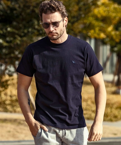 1PIU1UGUALE3  RELAX （ウノピゥウノウグァーレトレ リラックス）の「1PIU1UGUALE3 RELAX(ウノピゥウノウグァーレトレ リラックス)ワンポイントロゴ ロゴ刺繍 ベーシック半袖Tシャツ（Tシャツ/カットソー・メンズ・ネイビー/ホワイト/レッド/ブラック/トップグレー・S/M/XL/L/XXL）」の19枚目の写真