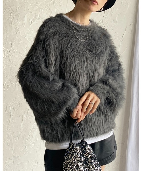 She's Closet（シーズクローゼット）の「ボリュームスリーブショート丈フェザーヤーンシャギーニット（ニット/セーター・レディース・チャコールグレー/アイボリー/オレンジ/レッド/グレー・FREE）」の6枚目の写真