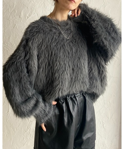 She's Closet（シーズクローゼット）の「ボリュームスリーブショート丈フェザーヤーンシャギーニット（ニット/セーター・レディース・チャコールグレー/アイボリー/オレンジ/レッド/グレー・FREE）」の9枚目の写真