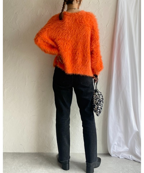 She's Closet（シーズクローゼット）の「ボリュームスリーブショート丈フェザーヤーンシャギーニット（ニット/セーター・レディース・チャコールグレー/アイボリー/オレンジ/レッド/グレー・FREE）」の14枚目の写真