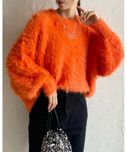 She's Closet（シーズクローゼット）の「ボリュームスリーブショート丈フェザーヤーンシャギーニット（ニット/セーター・レディース・チャコールグレー/アイボリー/オレンジ/レッド/グレー・FREE）」の20枚目の写真