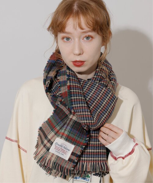 DOUBLE NAME（ダブルネーム）の「チェック柄リバーシブルマフラー（マフラー・レディース・ベージュ/レッド/グリーン・FREE）」の9枚目の写真
